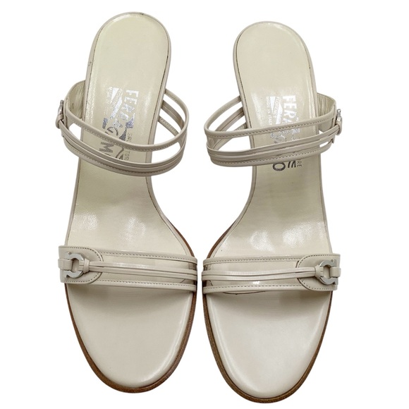 🆕{Salvatore Ferragamo} Sandal